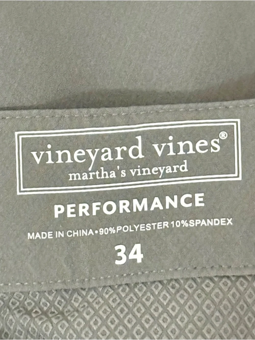 VINEYARD VINES Women’s Gray PERFORMANCE BOARD SHORTS 9” Inseam Quick Dry Size 34 - Picture 5 of 6